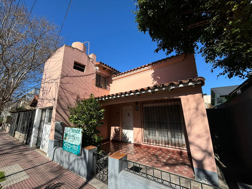 Chalet Sobre Libertador
