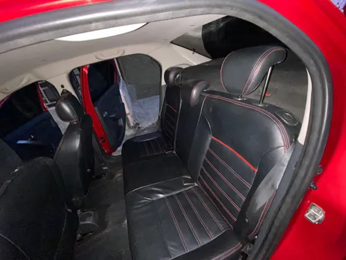 Renault Logan 1.6 Privilege / Intens