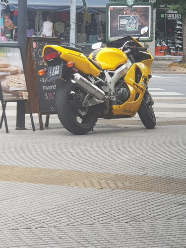 Imagen 14 de 16 de Honda Cbr 900 Rr