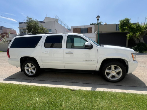 Chevrolet Suburban 5.3 Lt V8 . Piel 2da/ Banca At