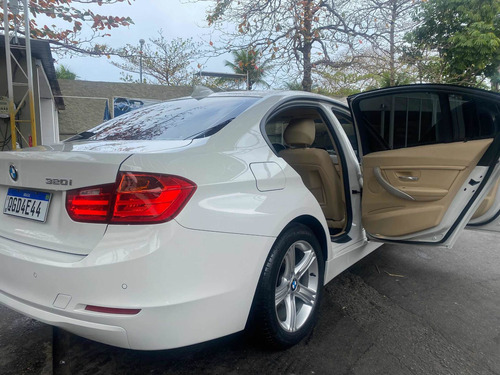 Imagem 6 de 13 de Bmw Serie 3 2015 2.0 Sport Active Flex Aut. 4p 184 Hp