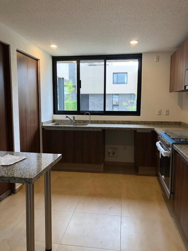 Imagen 23 de 30 de En Venta Casa En Zibata, Jardín, 3 Recamaras, Cuarto De Lava