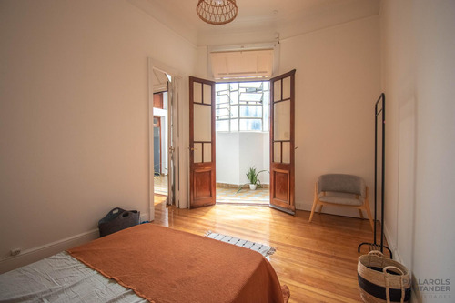 Venta . Ph . Sin Expensas . Palermo . 1 Piso Por Escalera