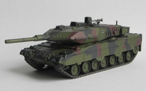 Leopard 2 A5 Dk Military Vehicle 1:72 Scale - Envio Gratis