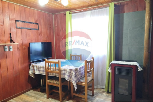 Casa Y Negocio En Venta En Pucón