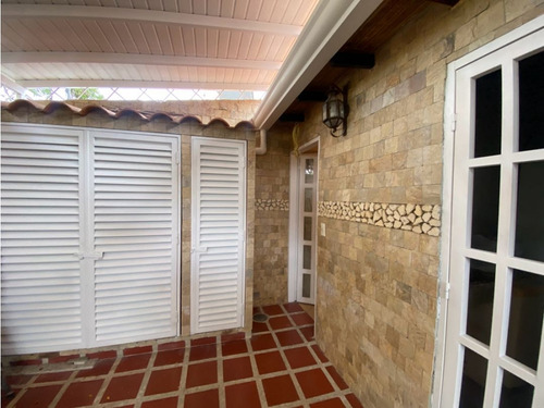 Casa En Venta En Valle De Oro San Diego Cb-8111849
