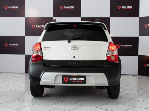 Toyota Etios Cross 1.5 16v Flex 4p Manual