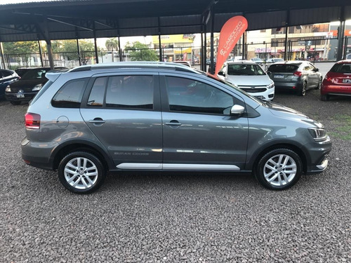 Volkswagen Suran Cross Highline 1.6