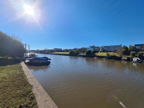 Imagen 7 de 12 de En Exclusiva!! Lote Al Rio En Venta En Barrio San Marco , Villanueva.