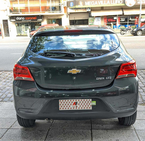 Chevrolet Onix 1.4 Ltz 98cv 2017