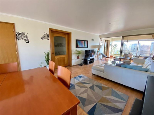 Departamento En Venta De 4 Dorm. En Las Condes