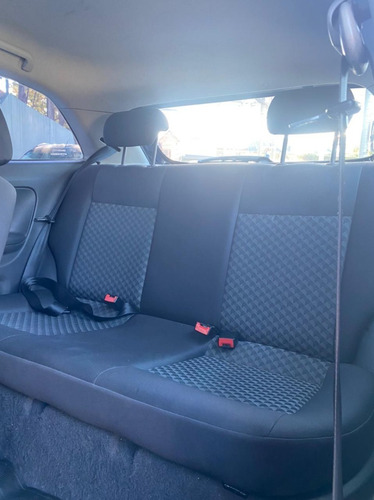 Imagen 10 de 16 de Volkswagen Gol Trend 1.6 Highline 101cv 3p