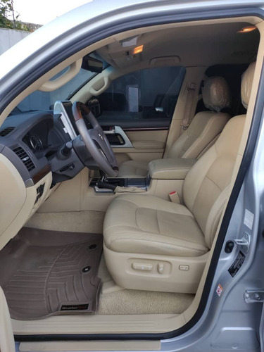 Imagen 7 de 10 de Toyota Land Cruiser