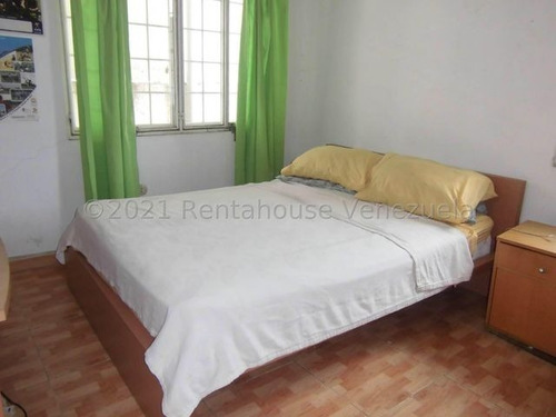 Imagen 3 de 14 de Rentahouse Vende El Trigal 22-4725 Yudermy M. 0414-4115155