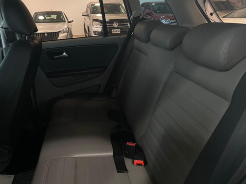 Volkswagen Suran 1.6 Highline Msi 110cv 2016