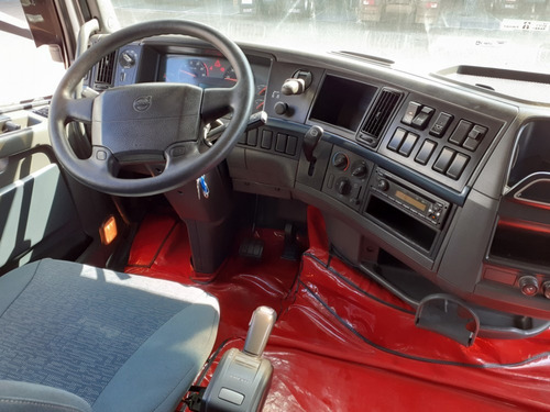 Volvo Fh 440 T Baixo 6x2 2011 Com Redutor Longo I-shift