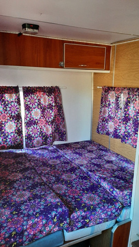 Casa Rodante 3 Mts. 4 Personas