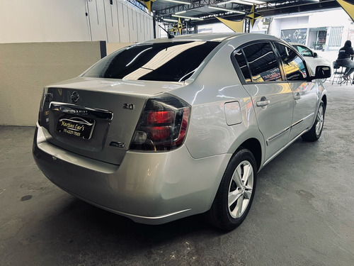 Nissan Sentra 2.0 Flex 4p