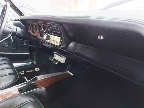 Imagem 11 de 15 de Dodge Charger R/t V8
