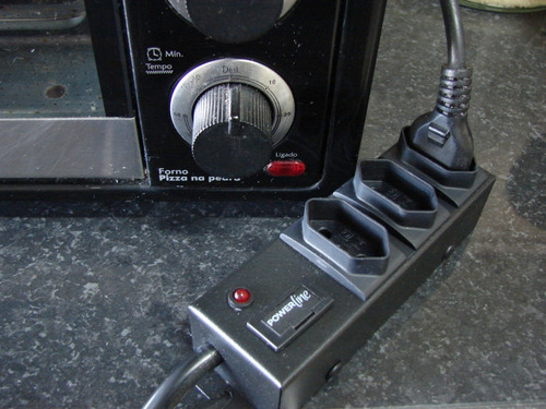 Protetor 3t 20 Amperes - P/ Microondas, Grátis Tomada 20a