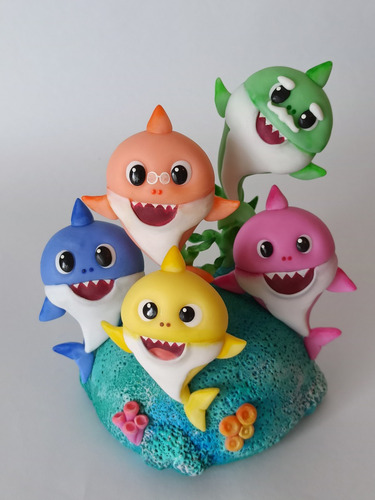 Adorno Baby Shark