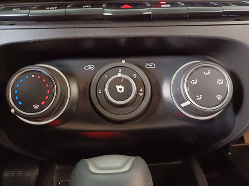 Fiat Cronos PRECISION 1.8 16V Flex Aut.