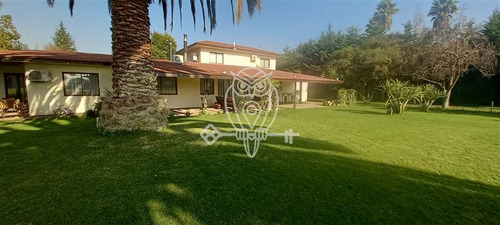 Casa En Venta De 6 Dorm. En Talagante