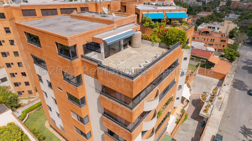 Vendo Apartamento Penthouse Varios Niveles Altamira Yf