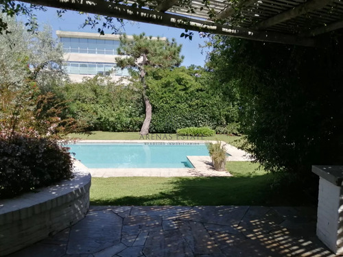 Casa En Venta En Punta Del Este , Zona Golf