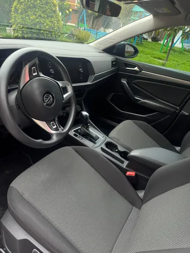 Jetta Confortline 2020