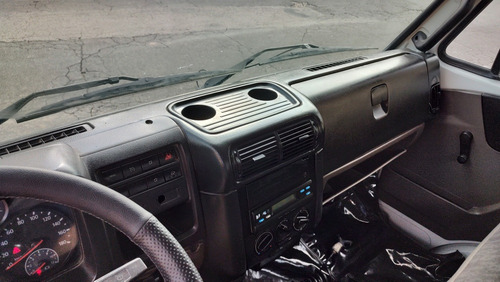 Volkswagen 10-160 Modelo 2014 Com Caçamba