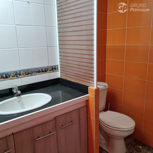 Casa Con Excelente Ubicación En Buin. 3d 1b