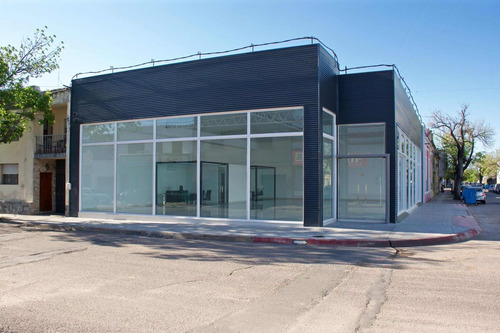Salon Comercial