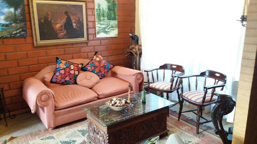 Imagen 2 de 5 de Vende Casa Cómoda En El Centro De Concepción