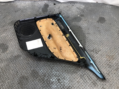 Tapa Puerta Trasera Izquierda Vw Jetta Mod 08-15 Original (Usado)
