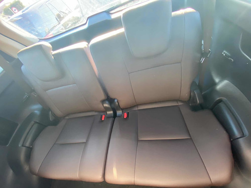 Imagen 9 de 13 de Toyota Sw4 2016 2.8 Srx 177cv 4x4 7as At
