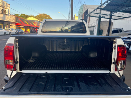 Imagem 13 de 15 de Toyota Hilux Srv 2.8 Branco 2016