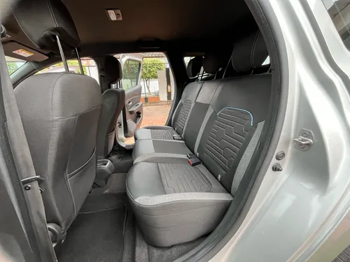 Renault Duster 1.3 Intense Cvt