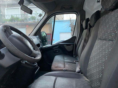Imagen 10 de 15 de Renault Nuevo Master L2h2 Aa 2014 - Motor Roto -