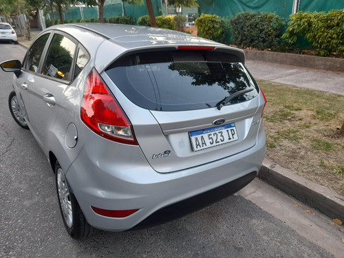 Ford Fiesta Kinetic Design 1.6 S 120cv 2016 C/gnc