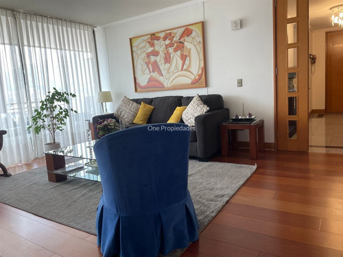 Departamento En Arriendo De 4 Dorm. Oriente.luminoso Sjs
