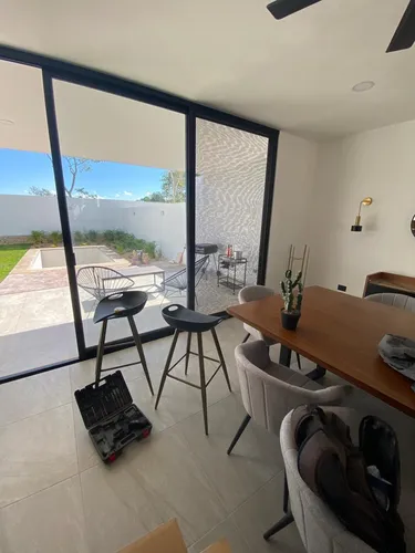 Casa En Venta Merida, Conkal En Privada, Con Paneles Solares, Junio 2025.