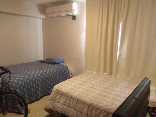 Casa En Venta En Santa Eduvigis Caracas Casas Angela Tochon