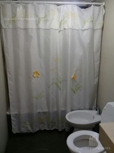 Imagen 5 de 14 de Departamento - Castelar.