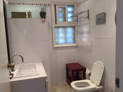 Casa En Alquiler De 3 Dormitorios C/ Cochera En Lugano