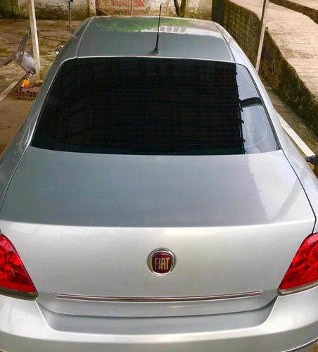 Fiat Linea 2011 1.8 16v Lx Flex 4p