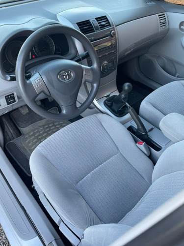 Imagem 7 de 10 de Toyota Corola Xei Manual 2010
