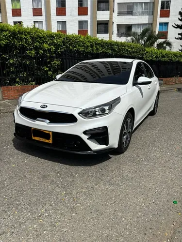 Kia Cerato 1.6 Vivro Vibrant Aut