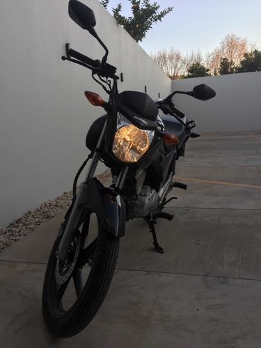 Imagen 11 de 13 de Honda Cg 150 Titan (patentada 2021)