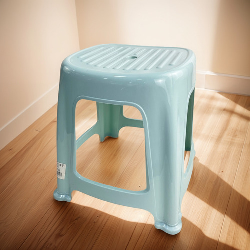 Piso Banquito Plástico Resistente Para Baño Cocina 24x24x30